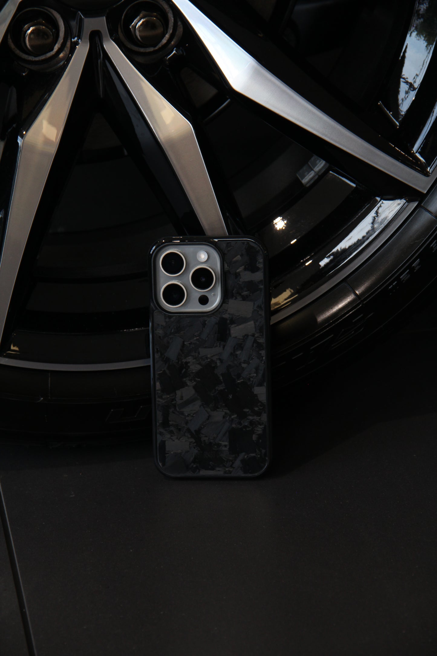 Forged Carbon Fiber Slim Case | Iphone 15 pro